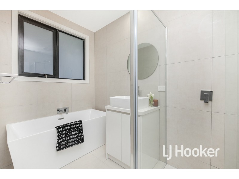 1/43 Carlisle Road, Hallam VIC 3803