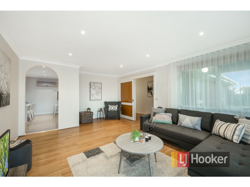 1/32 Monteith Crescent, Endeavour Hills VIC 3802