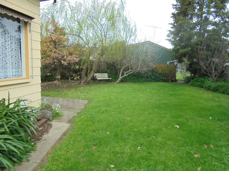 23 Riverview Crescent, Eumemmerring VIC 3177