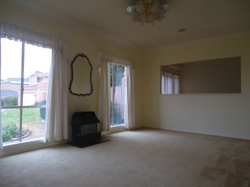 11 Grandview Terrace, Narre Warren South VIC 3805