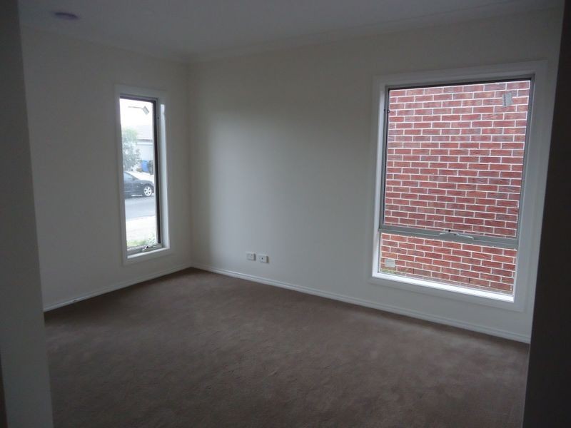 LOT 823 Elodea Way, Cranbourne North VIC 3977