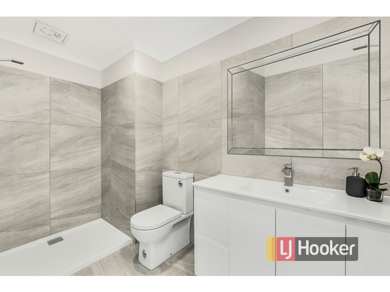 1 & 102/79 Ann Street, Dandenong VIC 3175