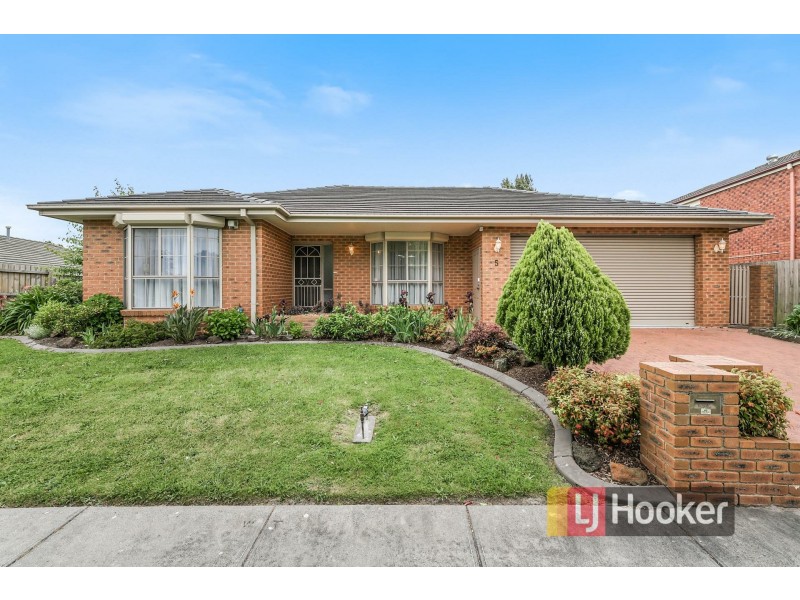 5 Cobblestone Avenue, Narre Warren South VIC 3805