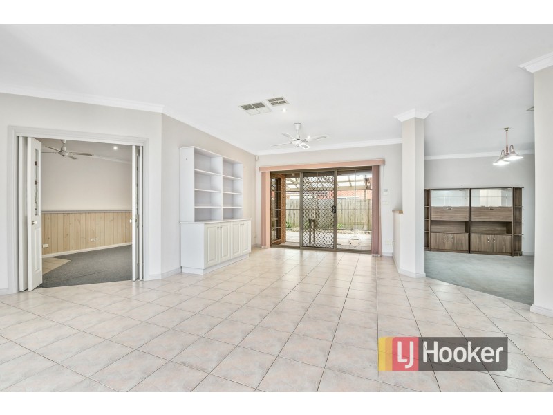 5 Cobblestone Avenue, Narre Warren South VIC 3805