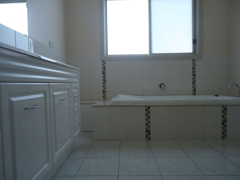 2/1 Day Street, Dandenong VIC 3175