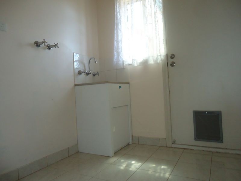 2/1 Day Street, Dandenong VIC 3175