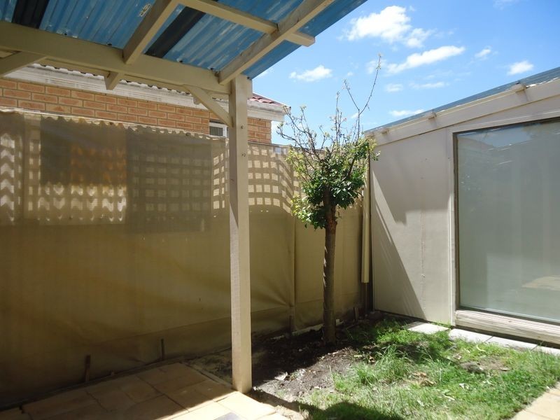 2/1 Day Street, Dandenong VIC 3175