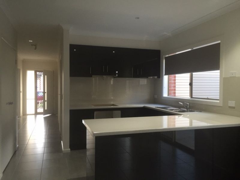 LOT 927/10 Tilia Drive, Cranbourne North VIC 3977