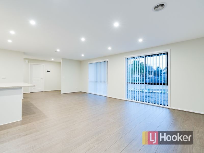 1/3 Rain Court, Doveton VIC 3177