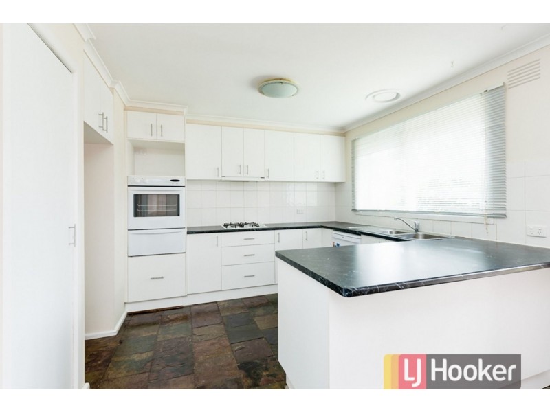 24 RedLeaf Way, Wheelers Hill VIC 3150