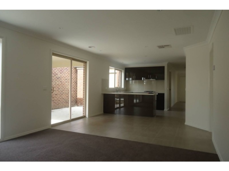 Lot 429/17 Mallard Avenue, Officer VIC 3809