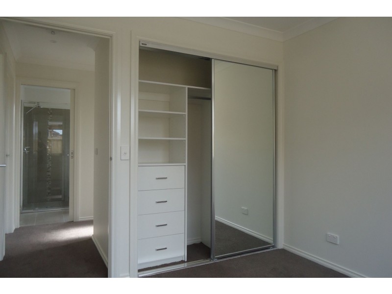 Lot 429/17 Mallard Avenue, Officer VIC 3809