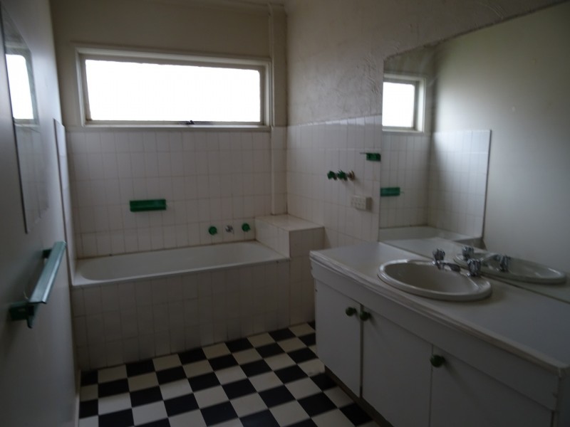 24/57 Clow Street, Dandenong VIC 3175