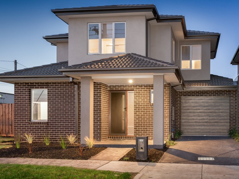 207 Gladstone Road, Dandenong North VIC 3175