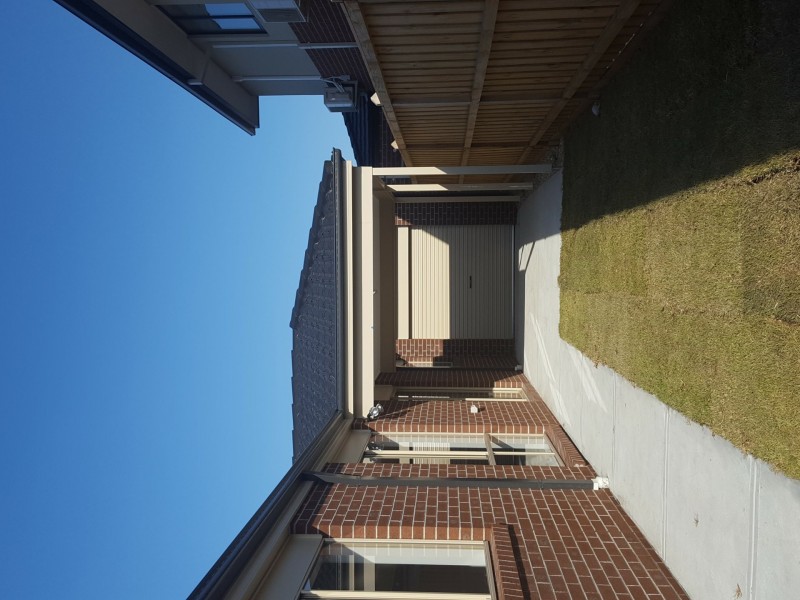 32 Speargrass Close, Clyde North VIC 3978