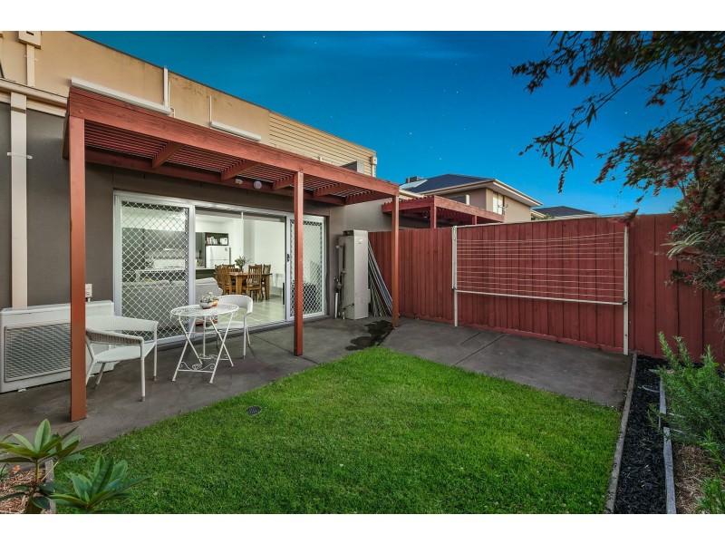 16 Allan Street, Dandenong VIC 3175