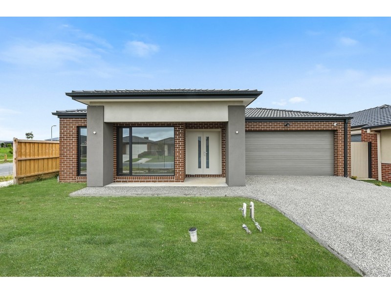 27 Springbrook Drive, Clyde North VIC 3978