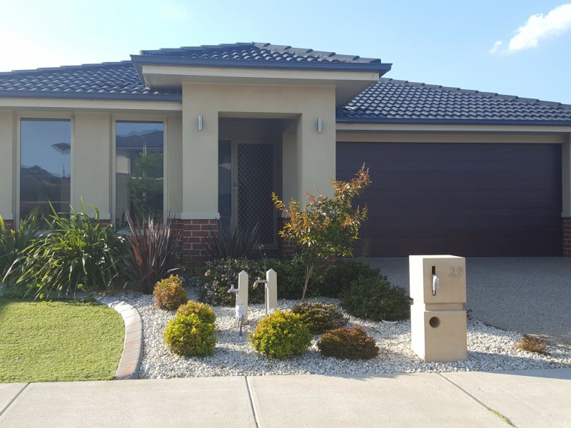 29 Springbrook Drive, Clyde North VIC 3978