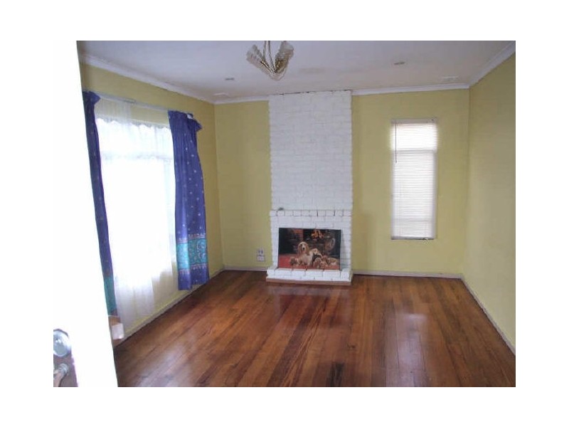 5 Page Court, Dandenong North VIC 3175