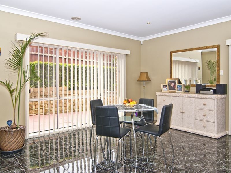 66 Lawson Way, Endeavour Hills VIC 3802