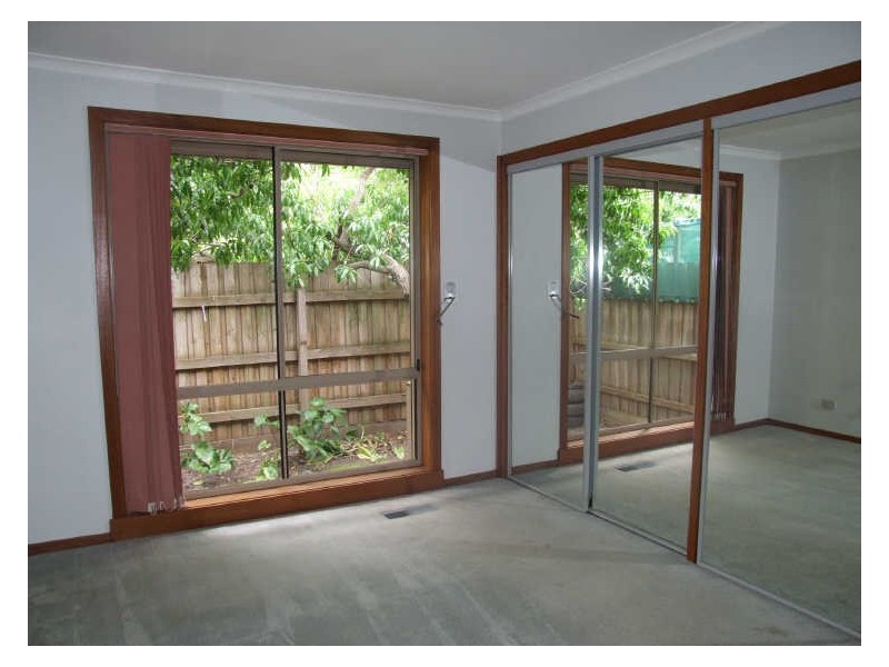 2/29 Arena Square, Noble Park VIC 3174