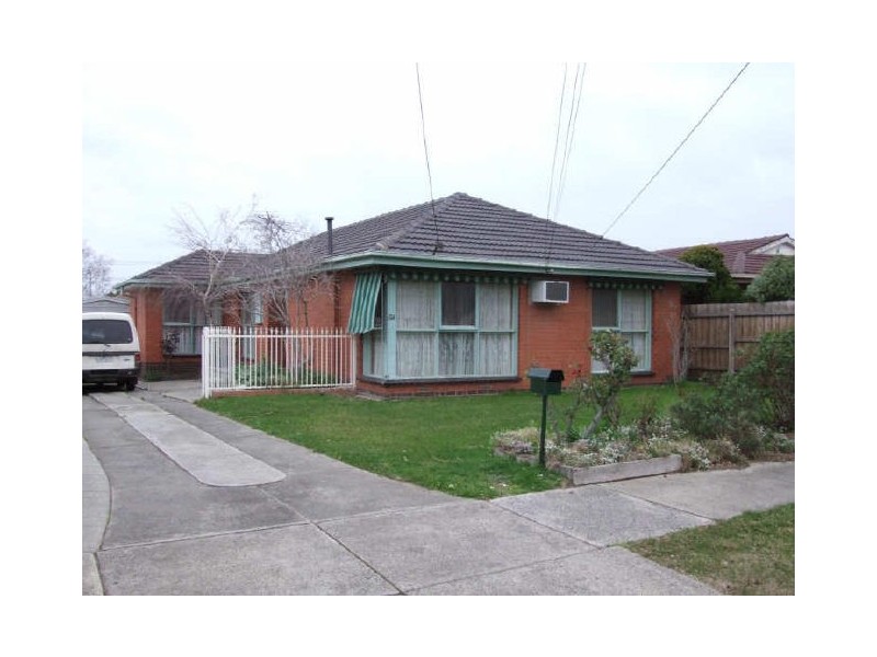 54 Shalimar Crescent, Dandenong North VIC 3175