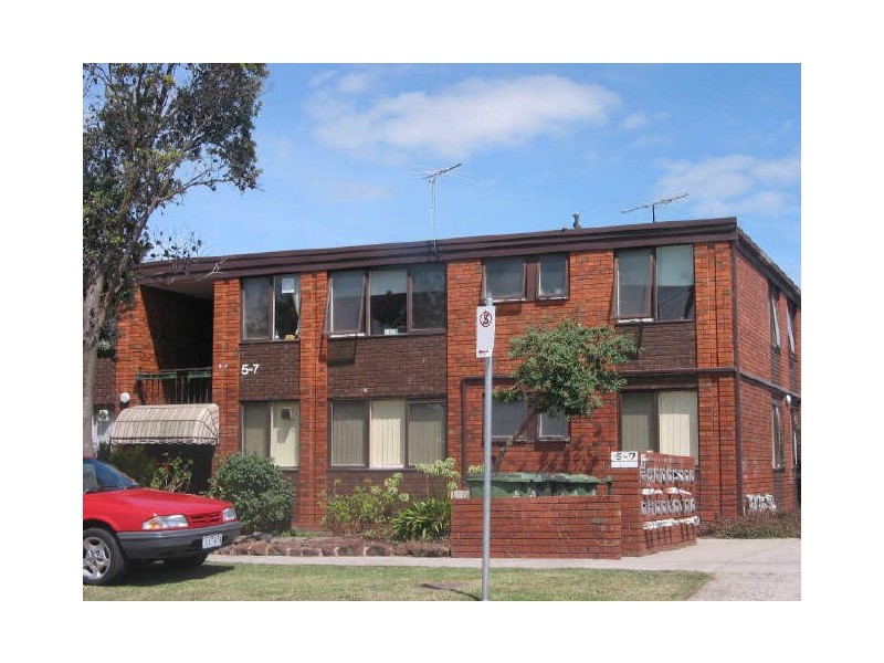 Unit 7/5-7 Potter Street, Dandenong VIC 3175