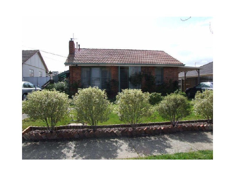 35 Hughes Crescent, Dandenong North VIC 3175
