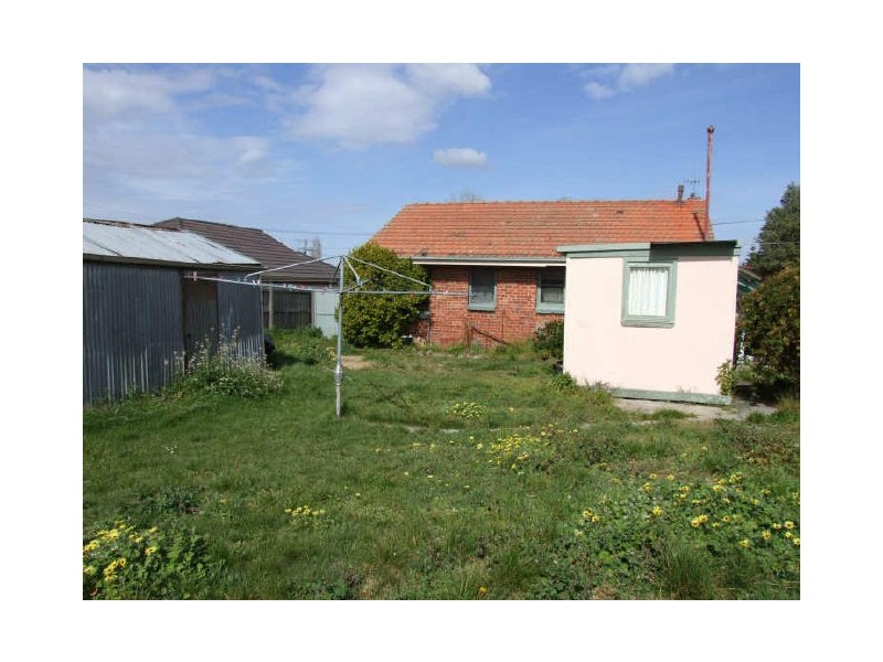 35 Hughes Crescent, Dandenong North VIC 3175