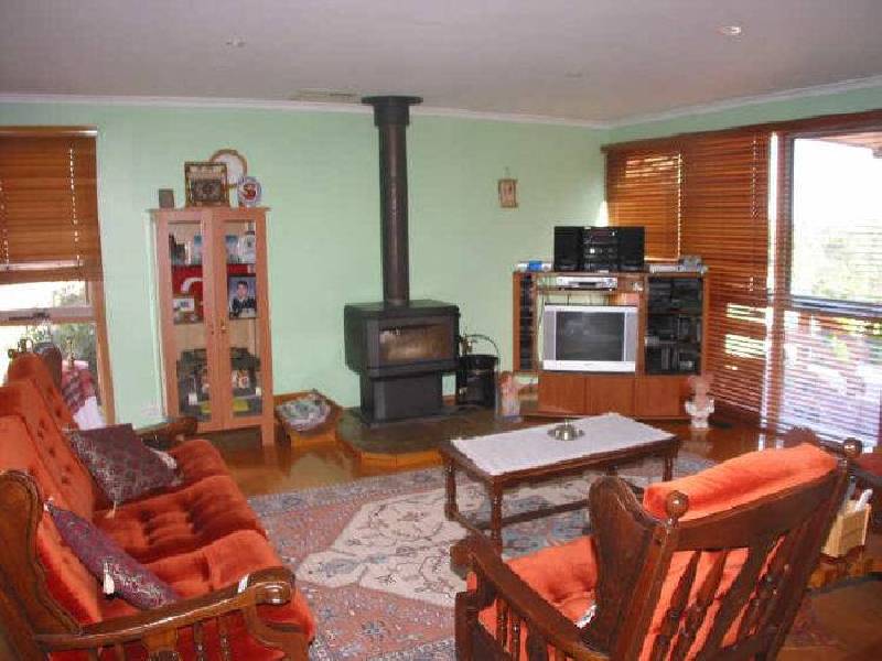 30 Cunningham Drive, Endeavour Hills VIC 3802