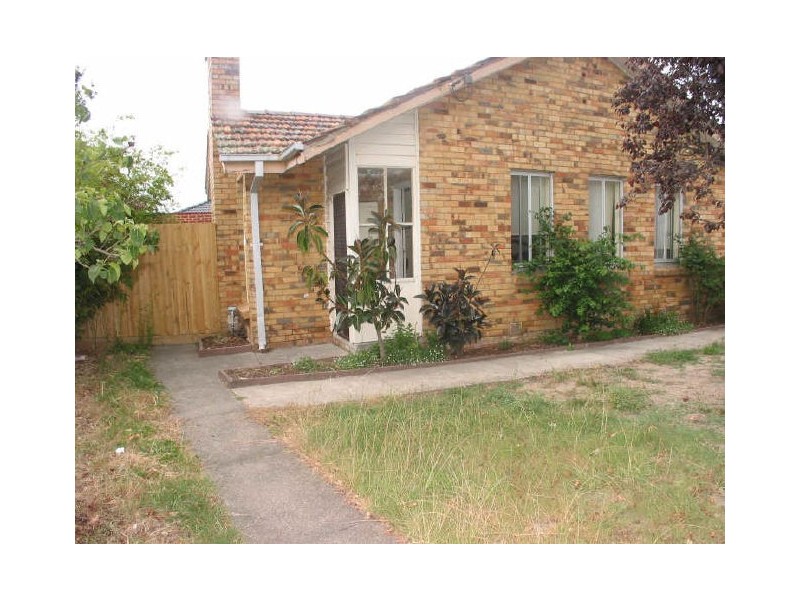 53 Menzies Avenue, Dandenong North VIC 3175