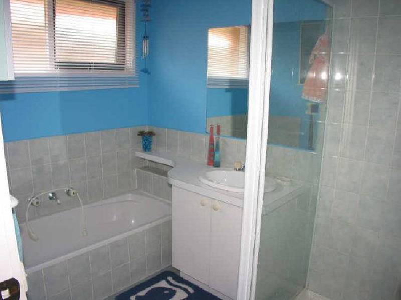 16 Struan Avenue, Endeavour Hills VIC 3802