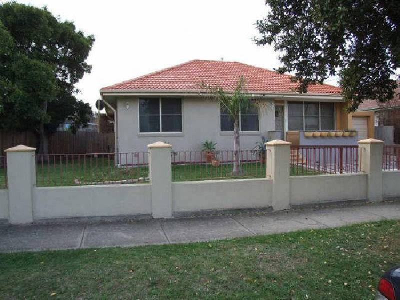 1 Sylvia Street, Dandenong North VIC 3175