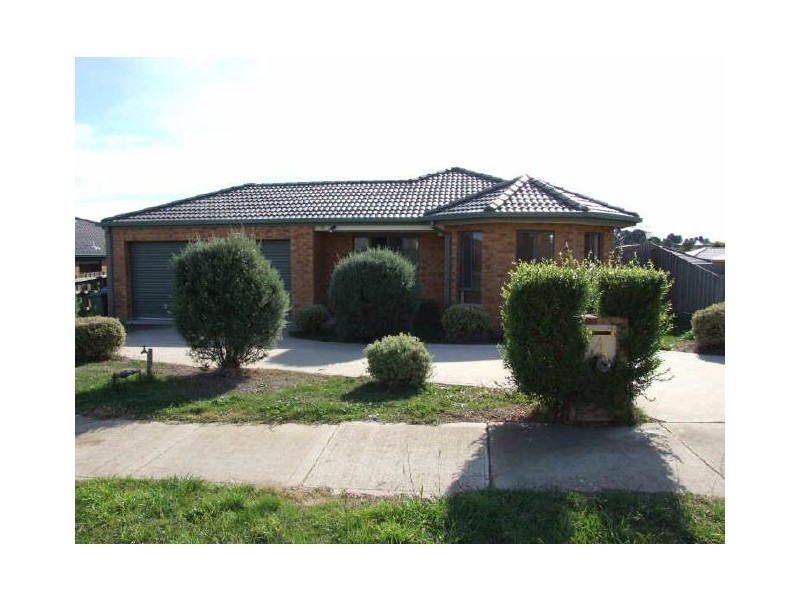 4 Sugar Gum Court, Narre Warren South VIC 3805