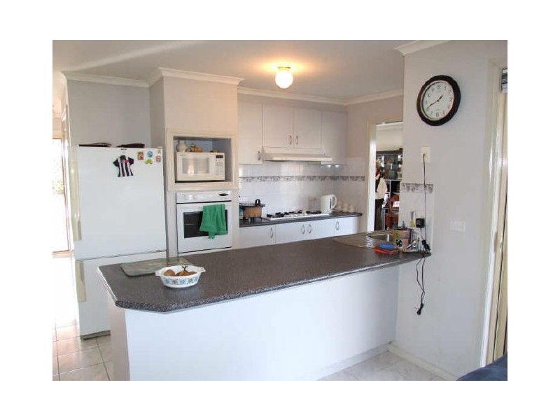 8 Balmaceda Court, Berwick VIC 3806