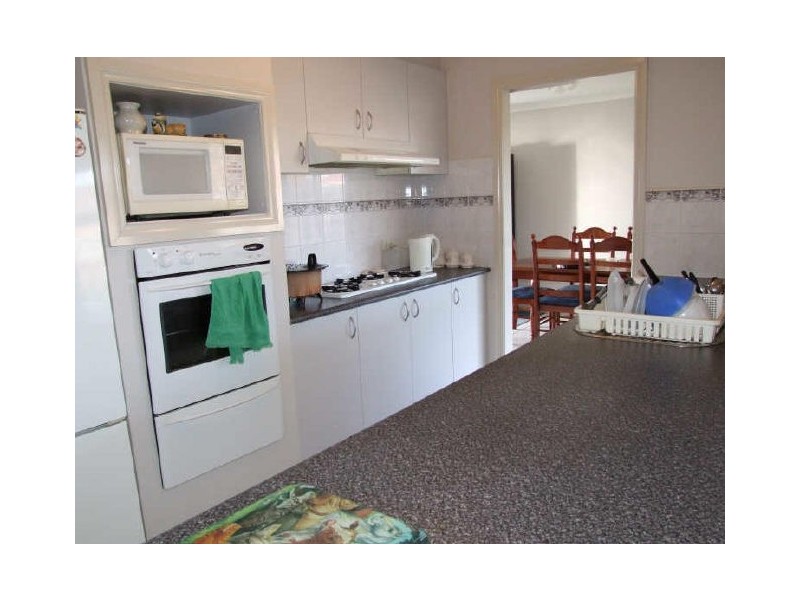 8 Balmaceda Court, Berwick VIC 3806