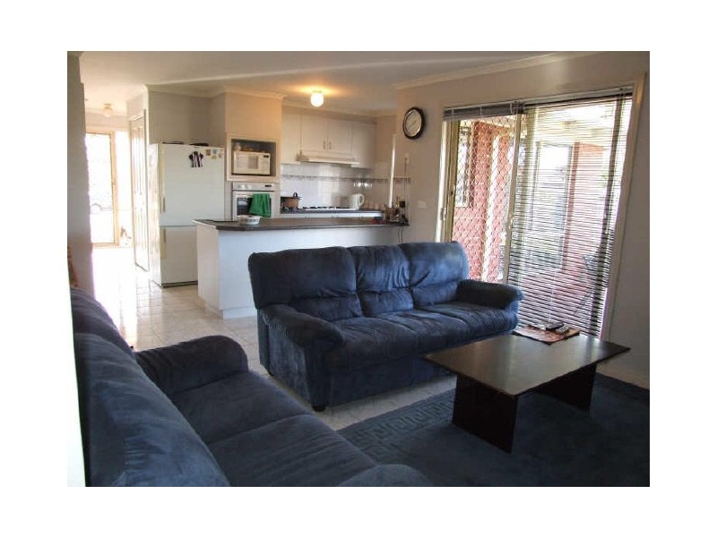 8 Balmaceda Court, Berwick VIC 3806