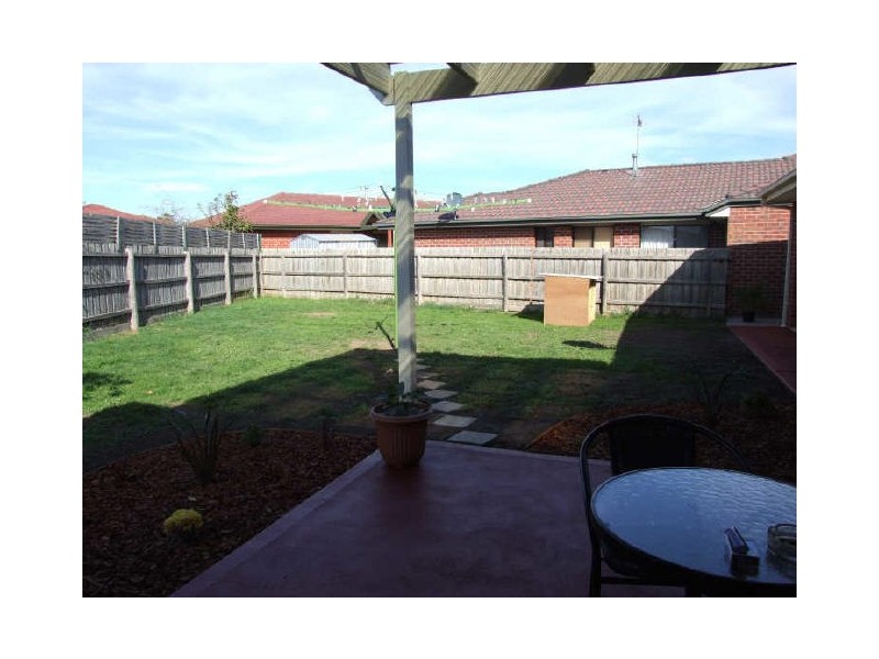 8 Balmaceda Court, Berwick VIC 3806