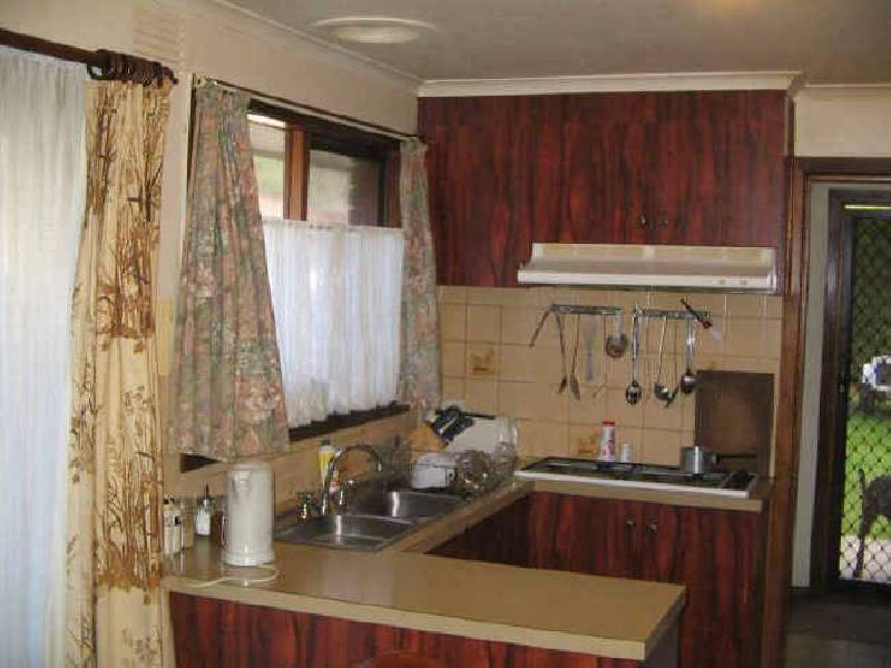 28 Kernot Crescent, Noble Park North VIC 3174