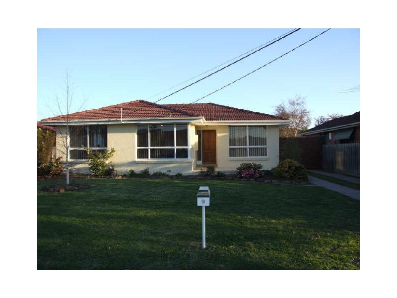 9 Cornwall Street, Hallam VIC 3803