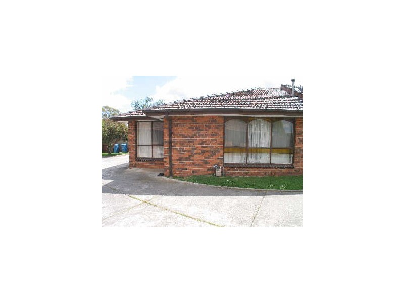 4/16 Brady Road, Dandenong North VIC 3175