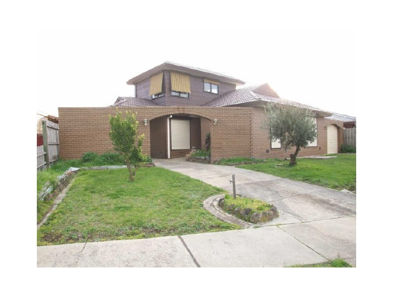 96 Rawdon Hill Drive, Dandenong North VIC 3175