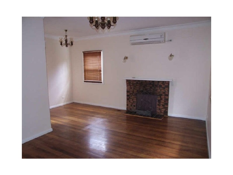 Unit 1/12 Burrows Avenue, Dandenong VIC 3175