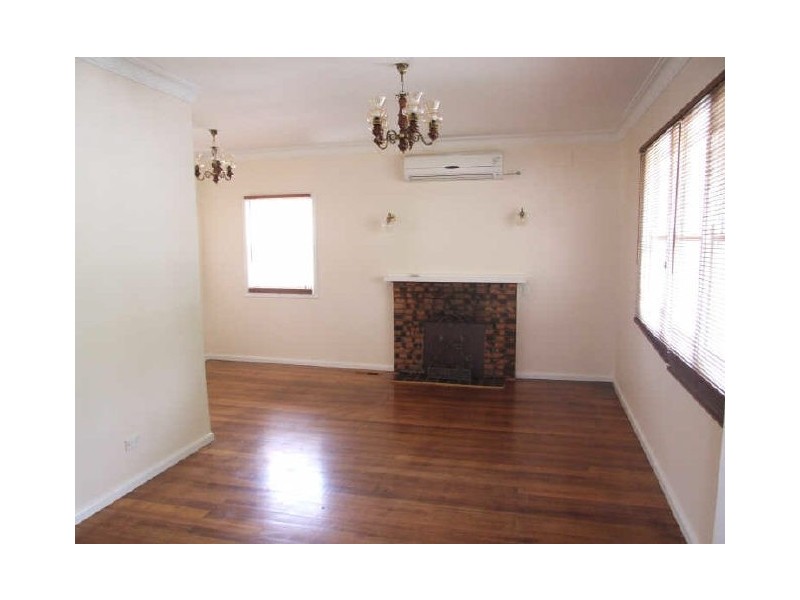 Unit 1/12 Burrows Avenue, Dandenong VIC 3175