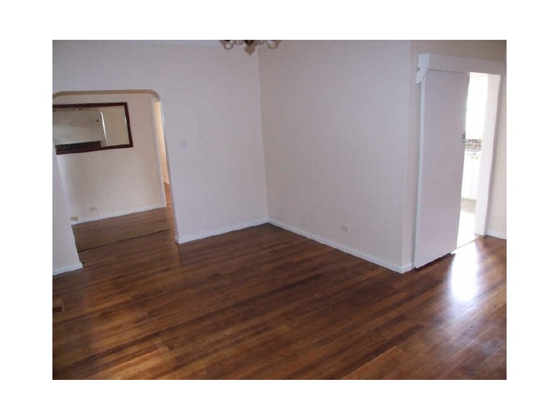 Unit 1/12 Burrows Avenue, Dandenong VIC 3175
