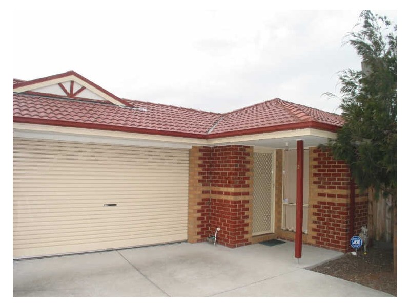 2/16 Gwenda Street, Dandenong VIC 3175