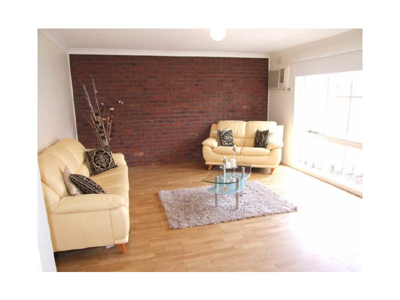 10 Garryowen Crescent, Narre Warren VIC 3805