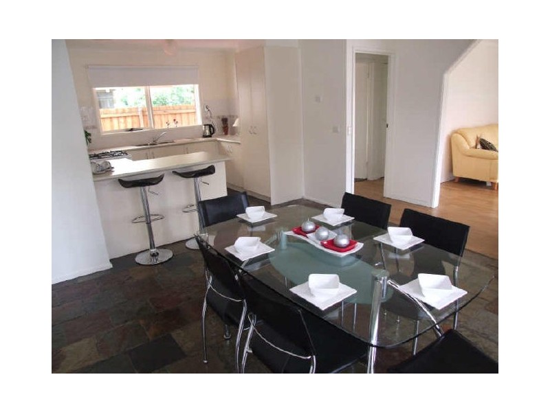 10 Garryowen Crescent, Narre Warren VIC 3805