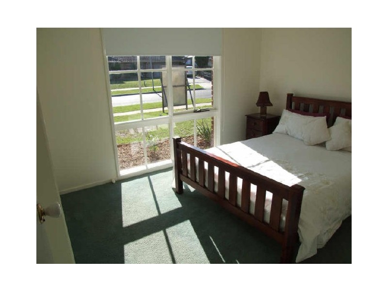 10 Garryowen Crescent, Narre Warren VIC 3805