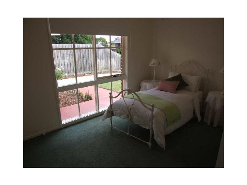 10 Garryowen Crescent, Narre Warren VIC 3805